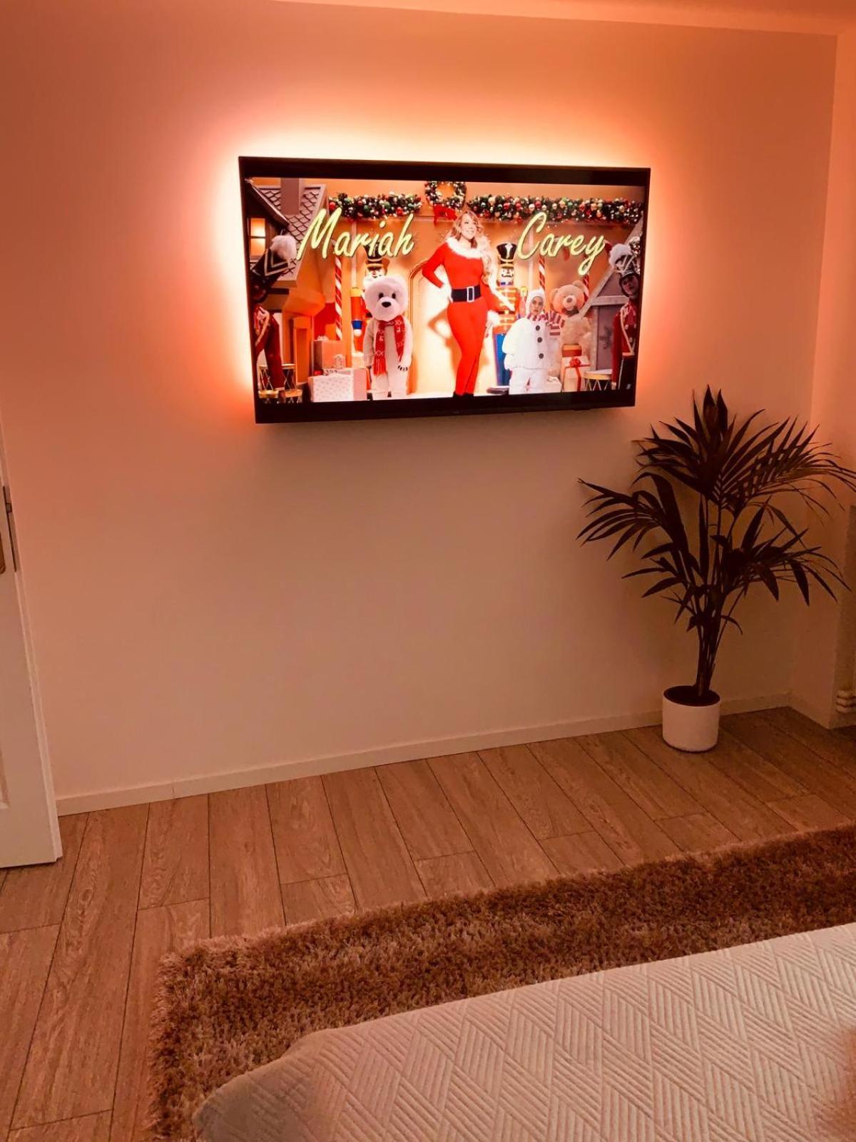 Rose Apartment П'ятра-Нямц Екстер'єр фото